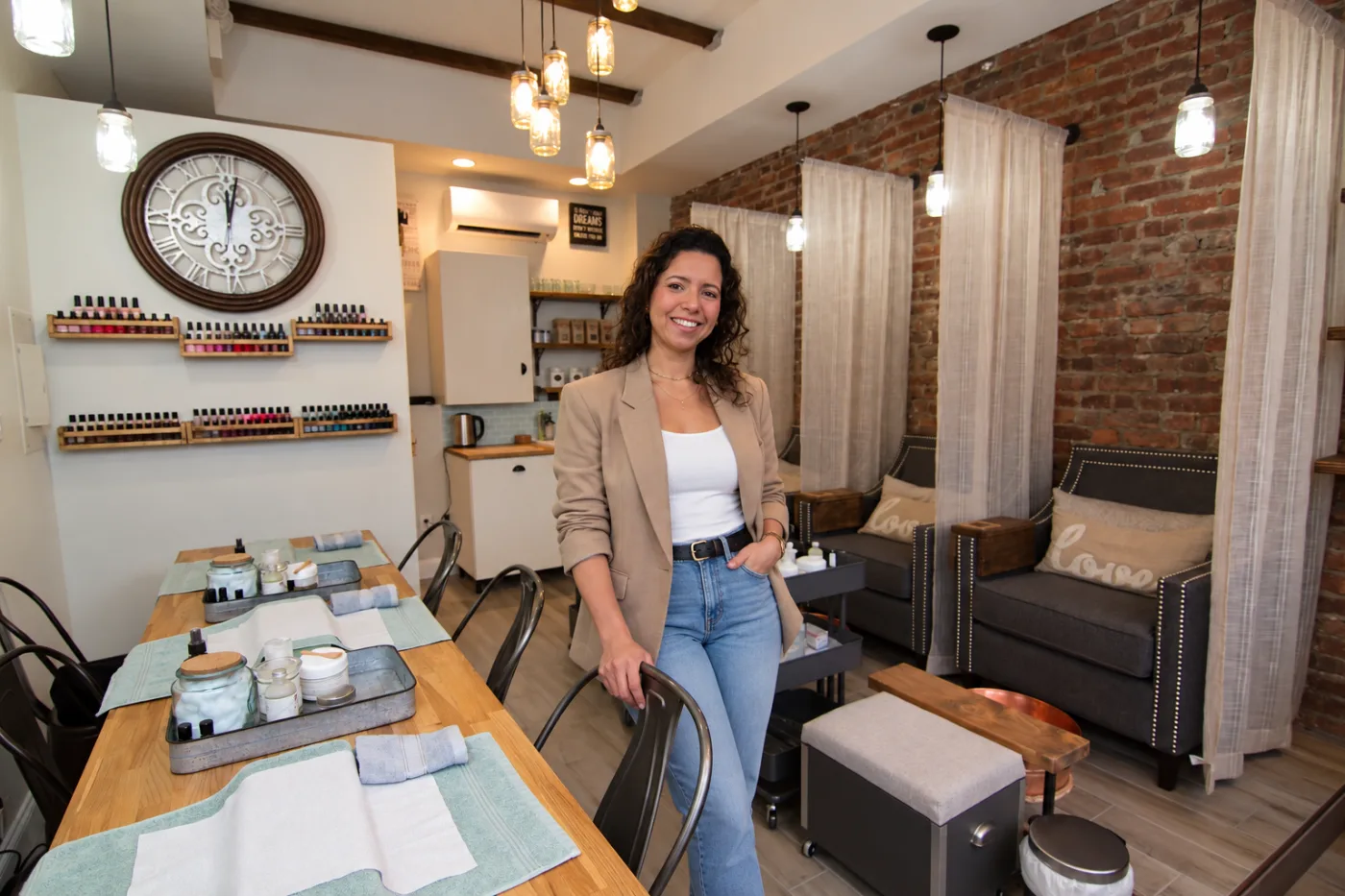 Marianella Aguirre — Green Spa On The Go